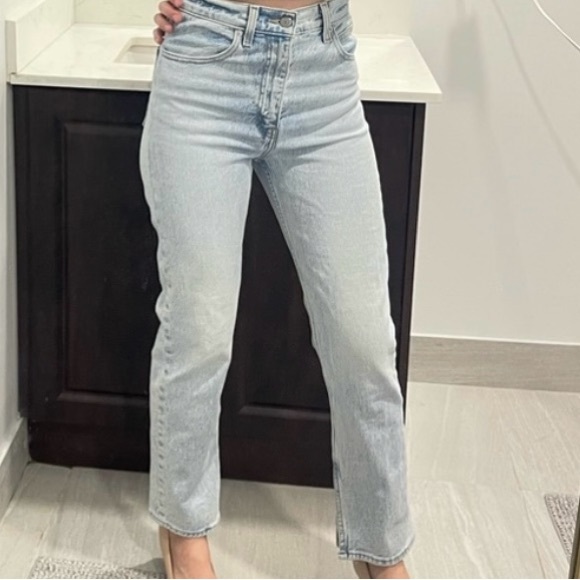 Levi's Denim - Levi’s 70’s high rise slim straight size 25 light wash denim